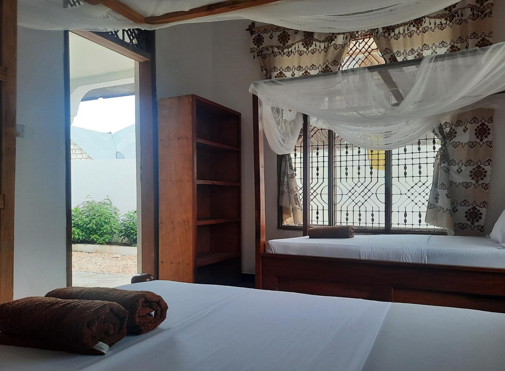 Bed and Breakfast Kajificheni House à Nungwi Extérieur photo